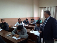 القاضي يتفقد الامتحانات في ثلاث كليات بجامعه بنها
