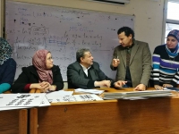 تفقد وكيل الكلية لشئون التعليم والطلاب لجان امتحانات المقررات التطبيقية