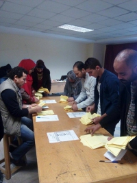 فعاليات اليوم الاول للانتخابات الطلابية بالفنون التطبيقية